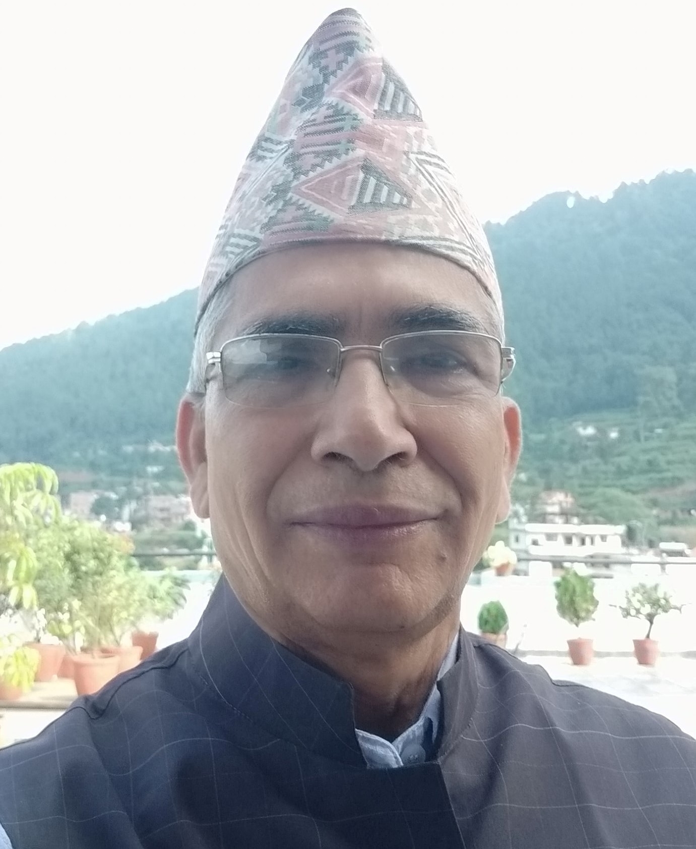 टाढाको सिद्ध नजिकको गिद्ध( रुस–युक्रेन युद्ध र नेपालीलाई एमसीसी)
