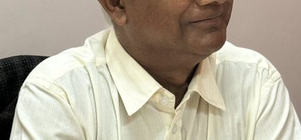 आमालाई चिठी पढ्दा