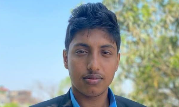 आकाशको अतिक्रमण र सार्वभौमिकताको स्खलन ः ‘अमेरिकी वायु सेनाको विमान सी–१७’ को छायामा नेपालको भू –राजनीतिक विचलन आकाशको अतिक्रमण र सार्वभौमिकताको स्खलन ः ‘अमेरिकी वायु सेनाको विमान सी–१७’ को छायामा नेपालको भू –राजनीतिक विचलन