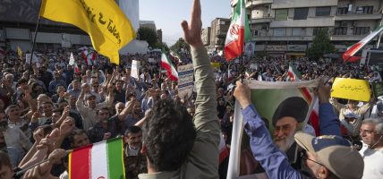 इरानमाथि साम्राज्यवादी संयुक्त आक्रमण 