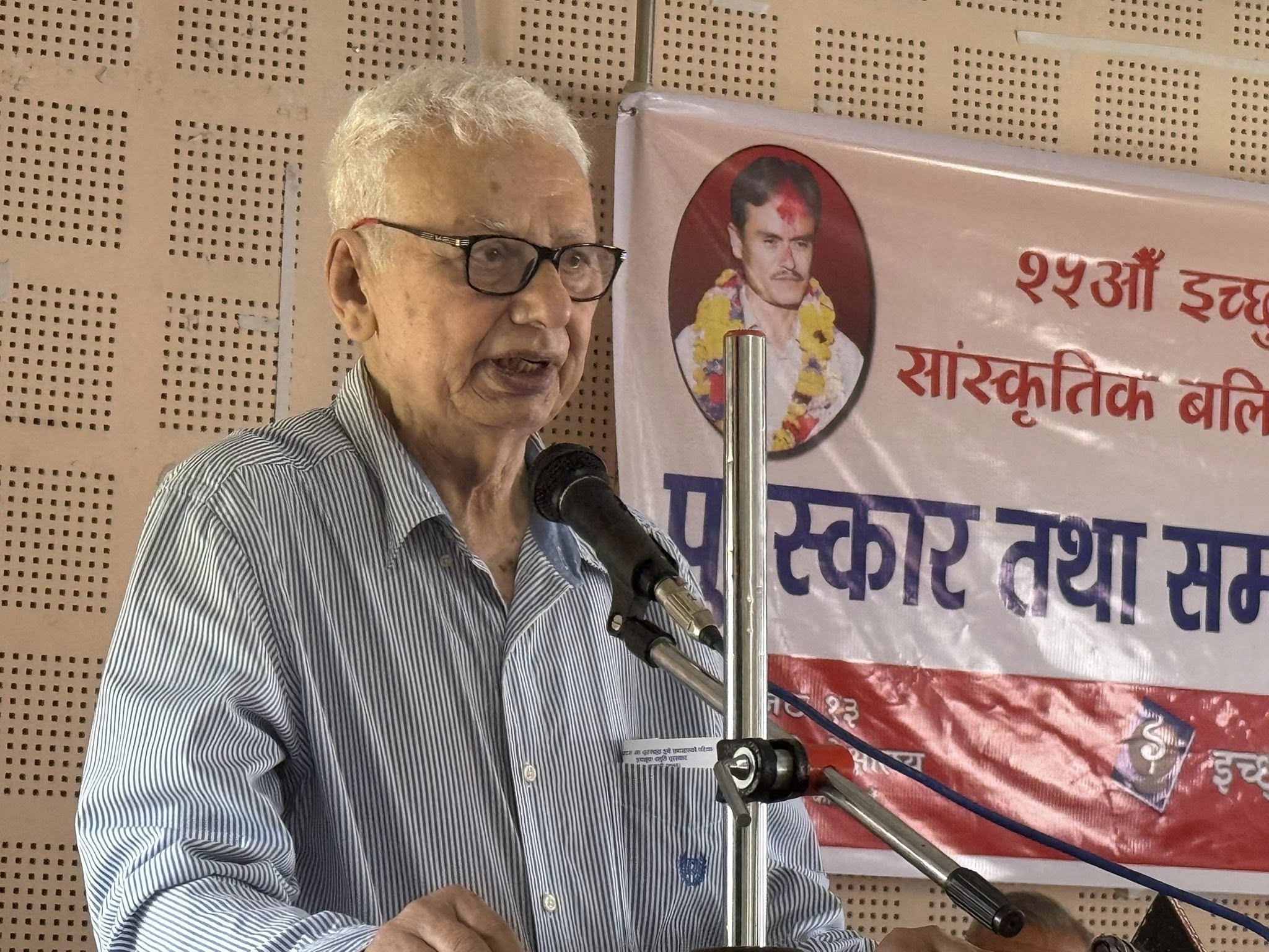 क्रान्तिको बत्ति कुनै पनि हालतमा निभ्न दिँदैनौं : सीपी गजुरेल क्रान्तिको बत्ति कुनै पनि हालतमा निभ्न दिँदैनौं : सीपी गजुरेल