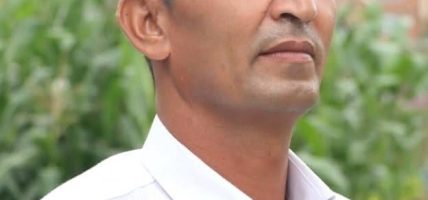 म किन लडेँ ?