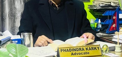 डम्बरकाे पक्षमा न्यायिक सङ्घर्ष र वर्गीय मुद्दा