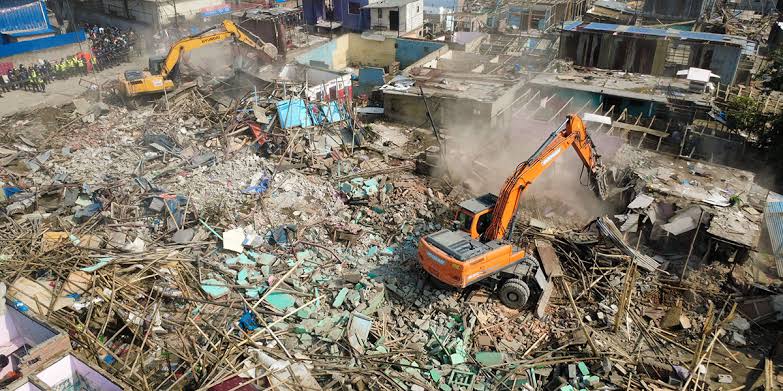 नवउदारवादी आर्थिक नीति र जबर्जस्त विस्थापित नेपालका भूमिहीन सुकुम्बासी नवउदारवादी आर्थिक नीति र जबर्जस्त विस्थापित नेपालका भूमिहीन सुकुम्बासी