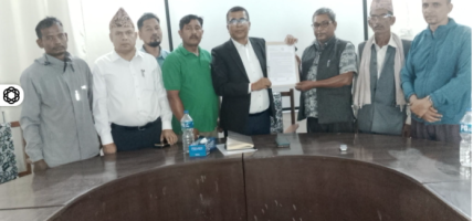 कञ्चनपुरले प्रधानमन्त्रीलाई बुझाइयो ९ बुँदे ज्ञापनपत्र कञ्चनपुरले प्रधानमन्त्रीलाई बुझाइयो ९ बुँदे ज्ञापनपत्र