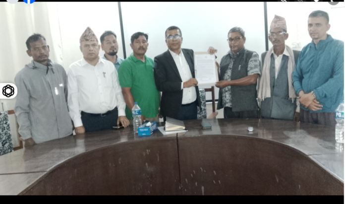कञ्चनपुरले प्रधानमन्त्रीलाई बुझाइयो ९ बुँदे ज्ञापनपत्र कञ्चनपुरले प्रधानमन्त्रीलाई बुझाइयो ९ बुँदे ज्ञापनपत्र
