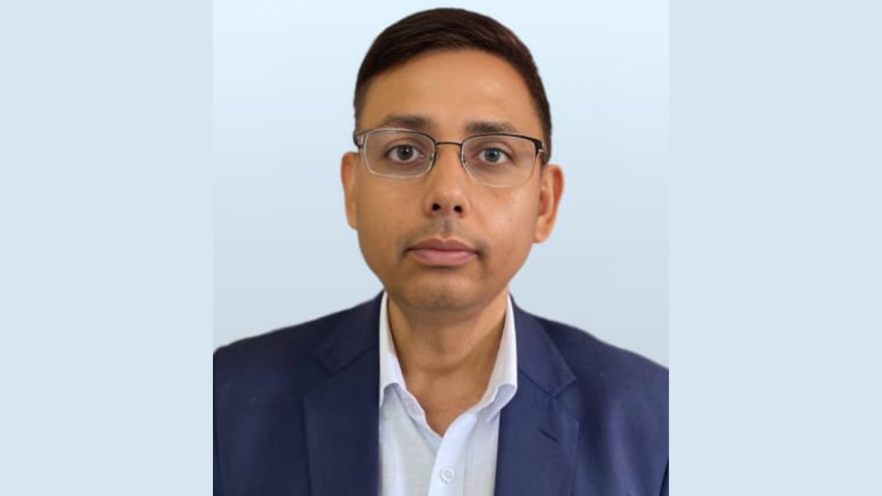 सरकारका दुई जना सचिवले एकसाथ दिए राजीनामा सरकारका दुई जना सचिवले एकसाथ दिए राजीनामा